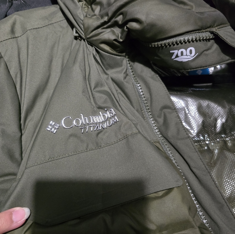 Columbia Titanium Dark Green Insulated Jacket